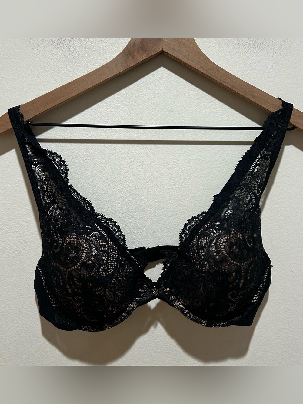 Thirdlove Black and Beige Lace Overlay 24/7 Lace Contour Plunge Bra - Size 34C